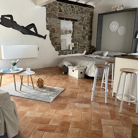 ベッド・アンド・ブレックファスト Roseddu 3*