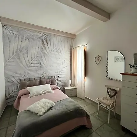 Bed & Breakfast Roseddu 3*