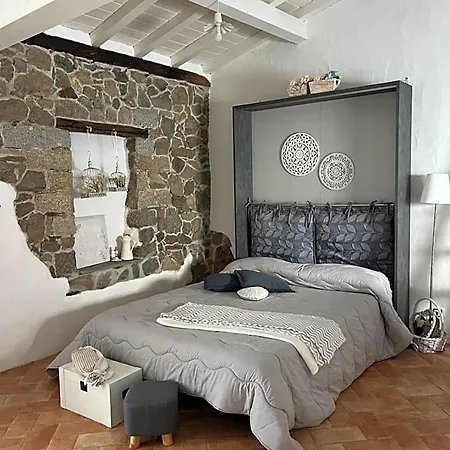 Roseddu Bed & Breakfast Bitti