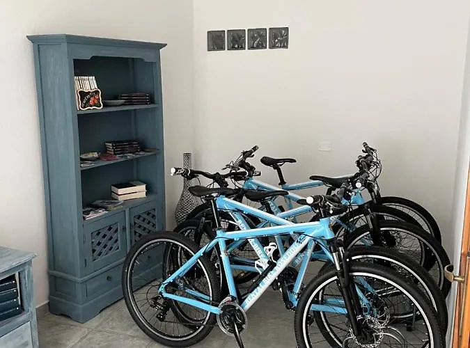 Oda ve Kahvaltı Roseddu